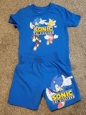 Sonic the Hedgehog Outfit sz 6/7
